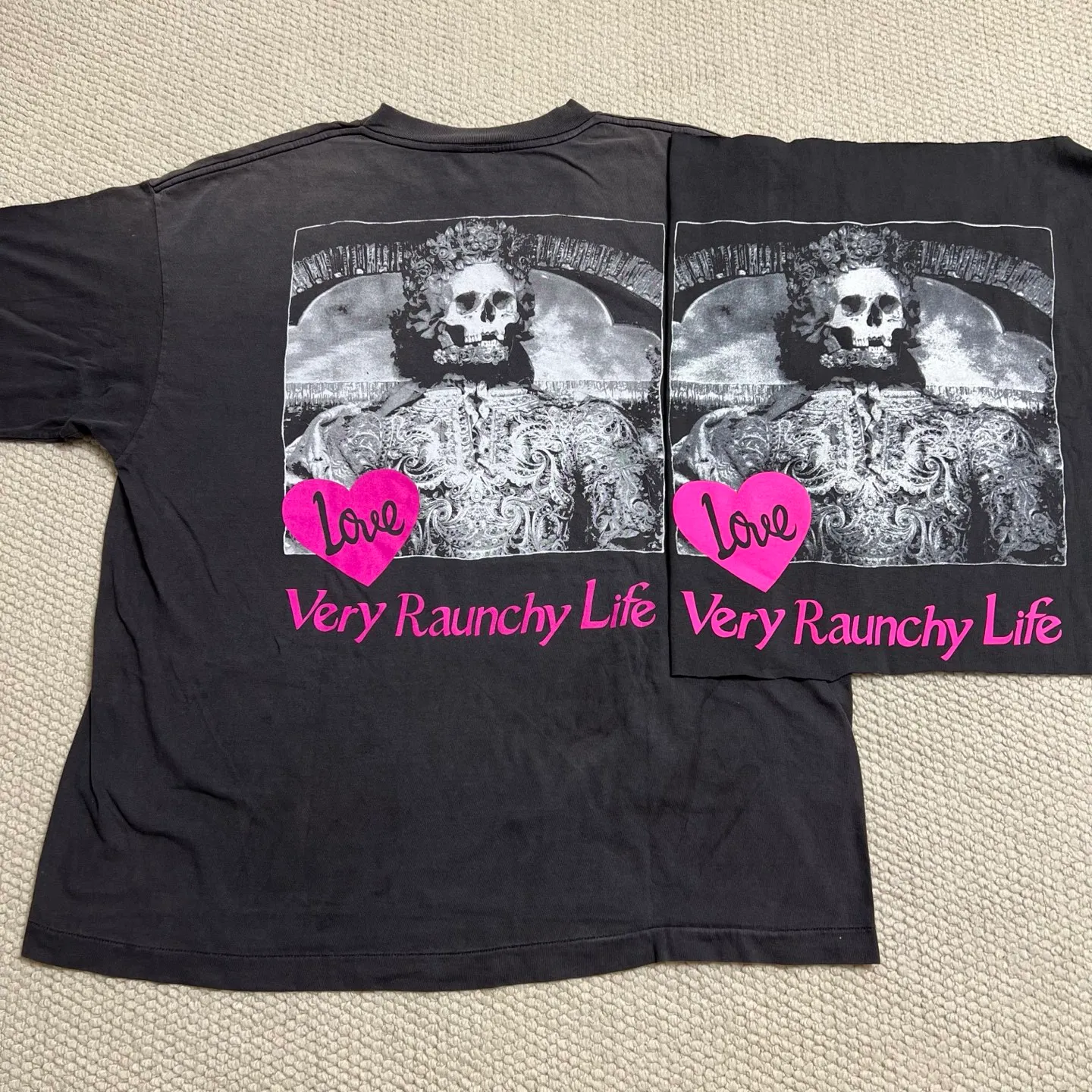 Printing proofing SAINT Mxxxxxx SS TEE/LOVE/BLK LOVE pink love skull distressed TEE washed black S-XL cylindrical fabric ready-made Assute dyeing Ma Liu heavy fade washing process top printing technology pure hand-made graffiti splash ink correct main mark/wash mark/anti-counterfeiting mark top purchasing agent level